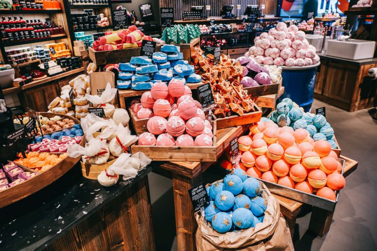 Lush: Kosmetik in Toplage