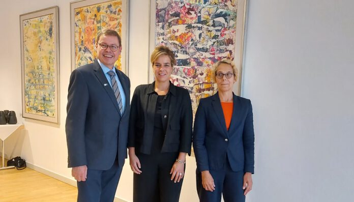 ihk-magazin-duesseldorf_Clearingstelle_IHK_NRW Clearingstelle Mittelstand