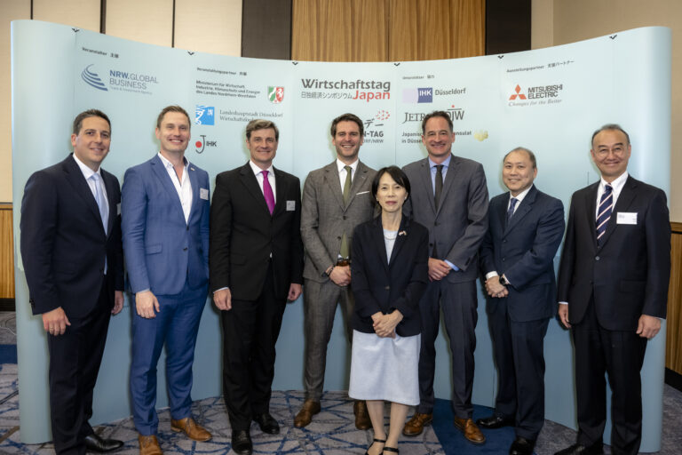 Deutsche und japanische Open Innovation Strategien für eine bessere Zukunft