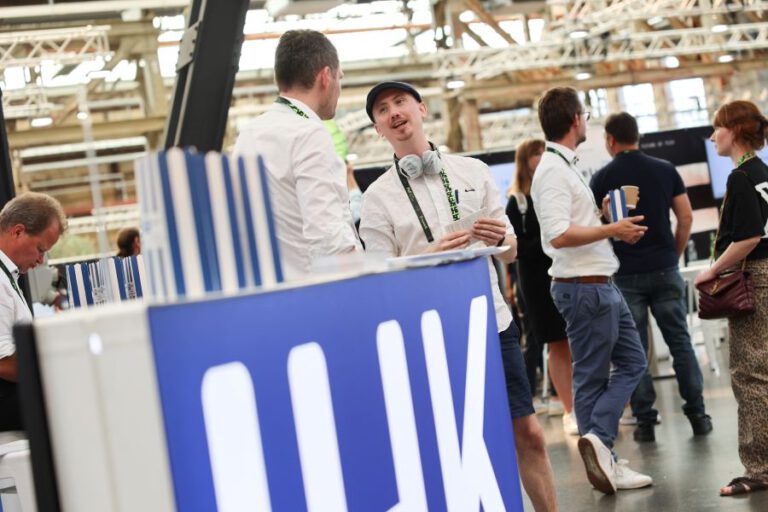Experten diskutieren bei IHK-Forum auf dem Future Tech Fest über die Perspektiven von Wasserstoff als Treiber für die Dekarbonisierung.