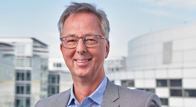 Ein mutiger Gestalter der Wohnungs-wirtschaft: Wir gratulieren Thomas Hummelsbeck zum 65. Geburtstag