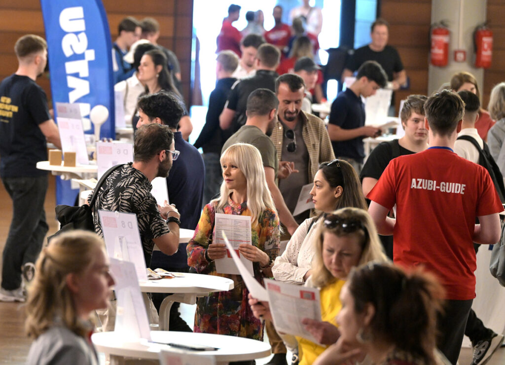 Azubi-Speed-Dating in Ratingen: Berufschancen im Zehn-Minuten-Takt