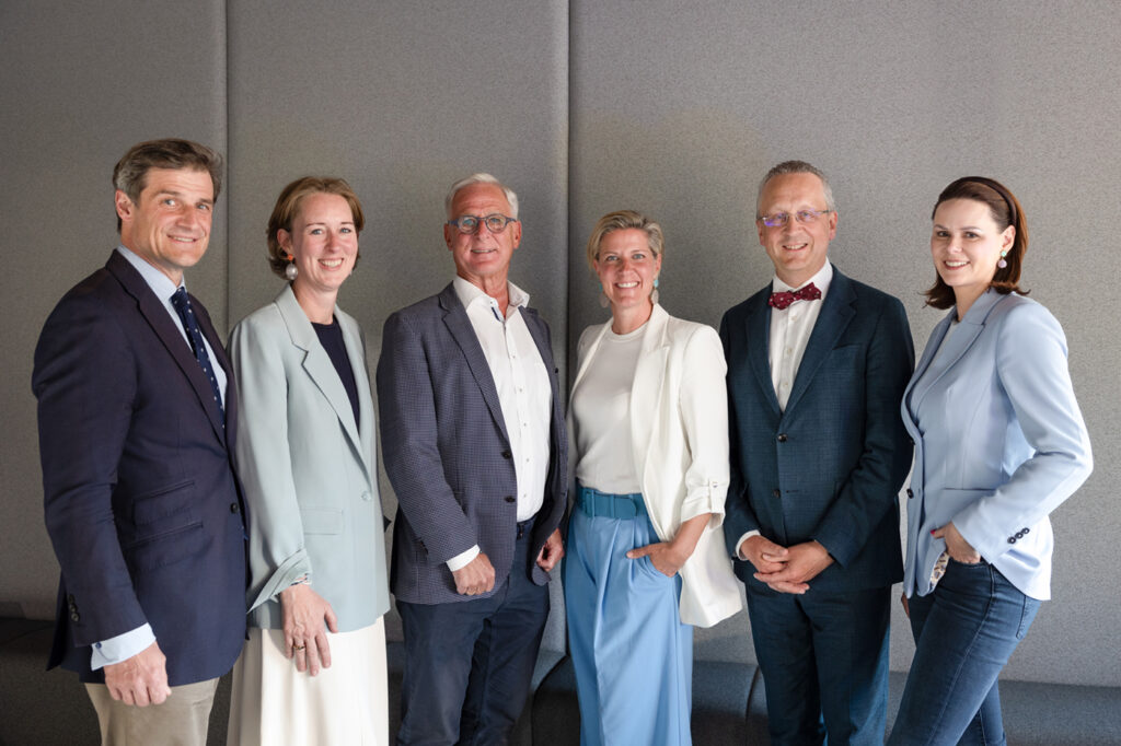 „Sicherheit wird zur Standortfrage“ – Live-Podcast diskutiert Zeitenwende in Düsseldorf