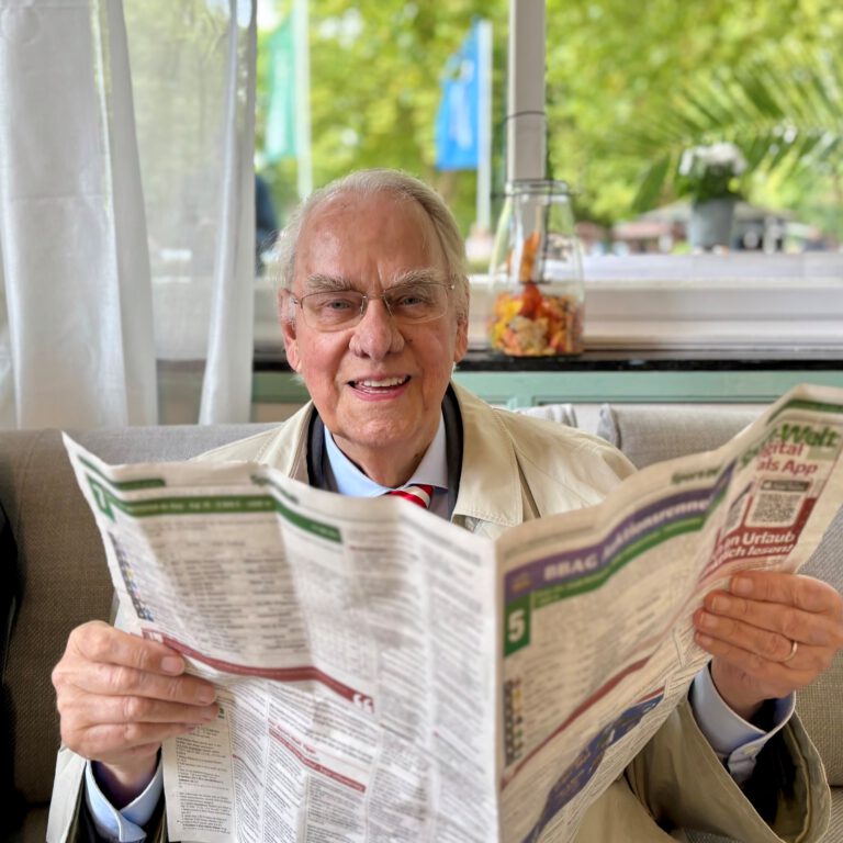 Zum 90. Geburtstag Albrecht Woeste